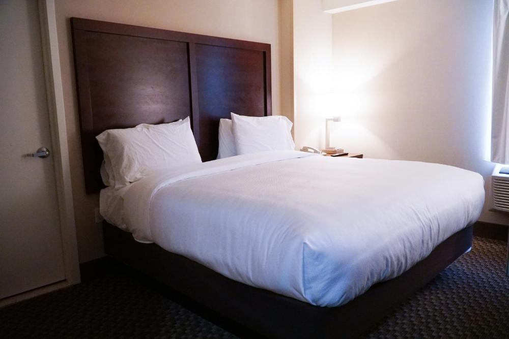 Hotel Mint JFK Airport